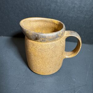 1414 USA Pottery Pourer [Item 965]